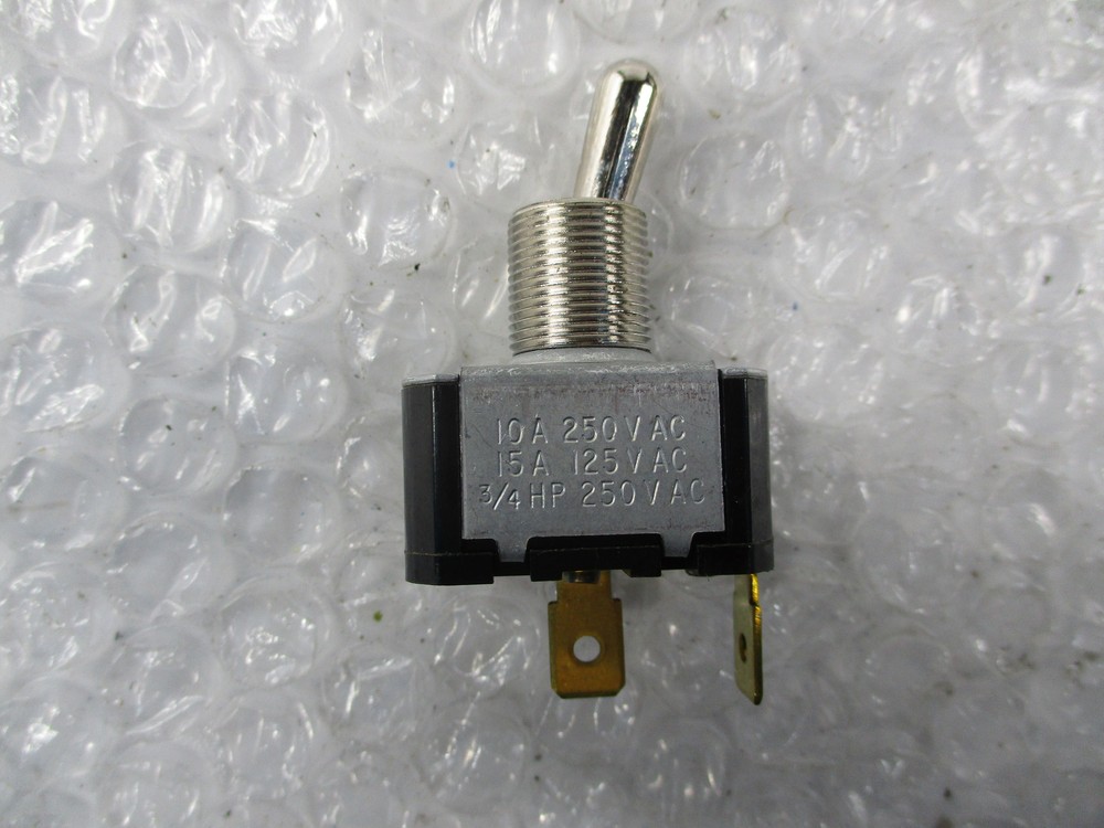 INDUSTRIAL SPARE 10A 250VAC TOGGLE SWITCH NSNP