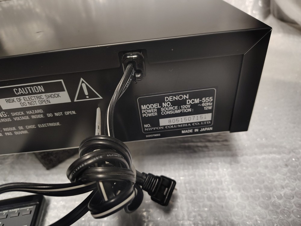 Denon Dcm-555 6 cd player