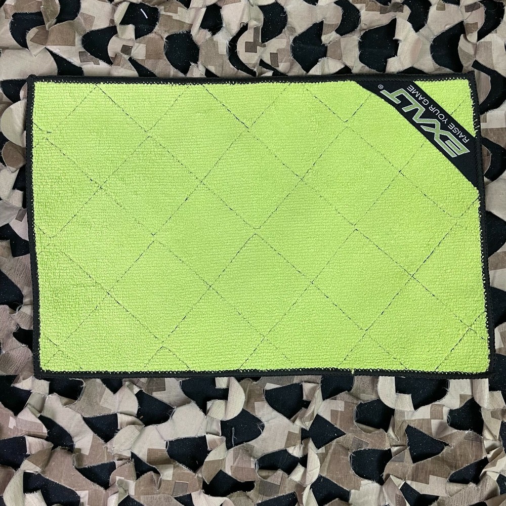 NEW Exalt Microfiber Player Goggle Cloth - Space Cat