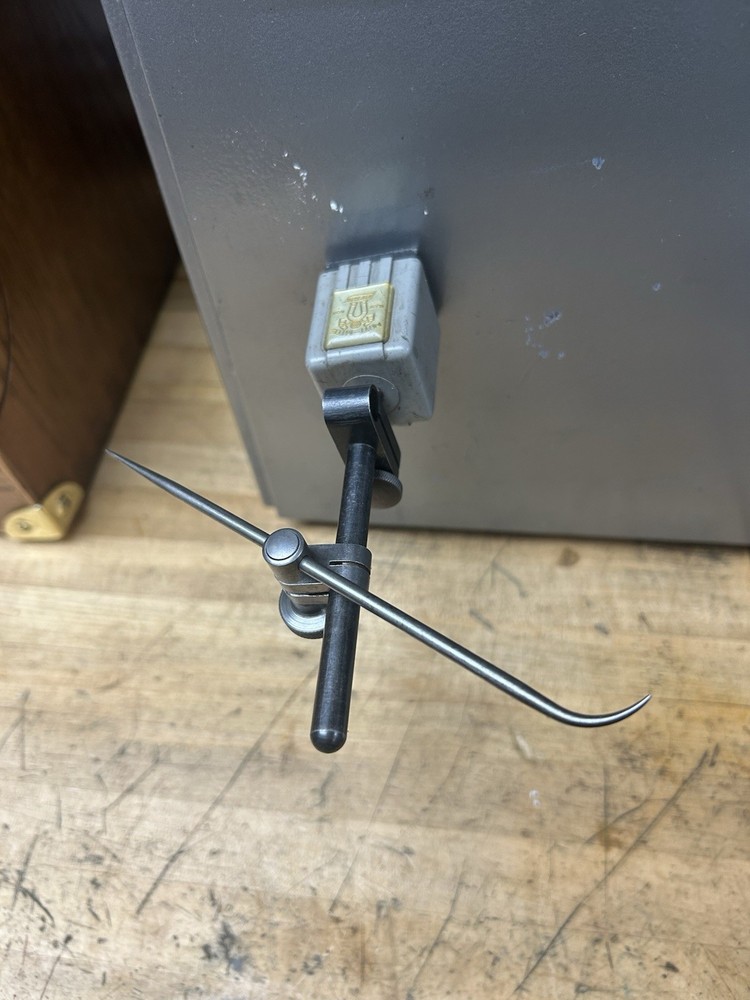 VINTAGE LUFKIN MITI-MITE MAGNETIC INDICATOR HOLDER