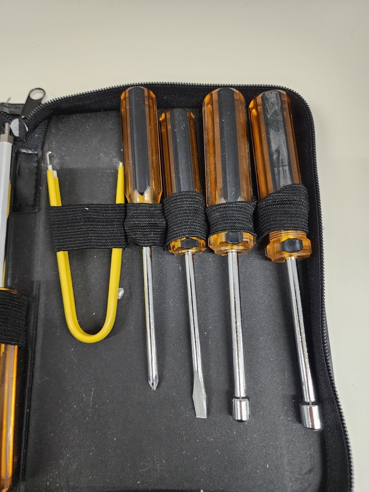 Computer Geeks. Computer Service Tool Kit for Computer Repair with Case & Tools