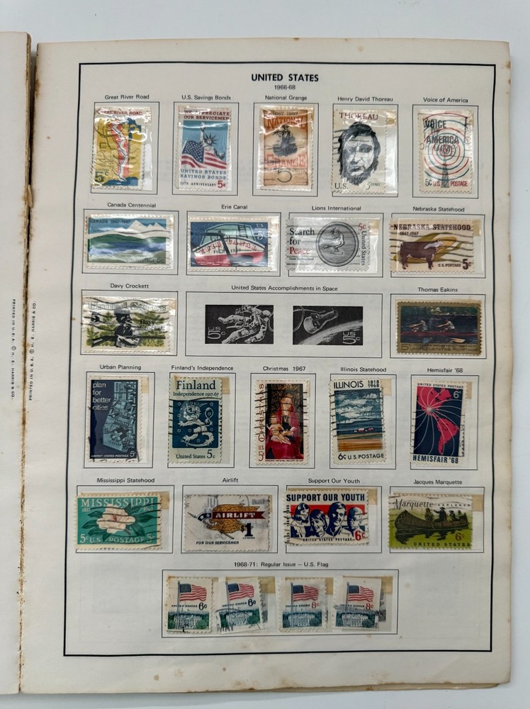 1972 H.E. HARRIS FREEDOM STAMP ALBUM UNITED STATES