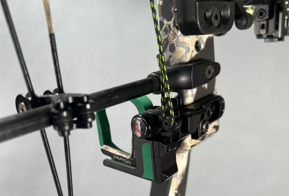 PSE Bow Mach 34 EC2 - Right Hand - W/Extras