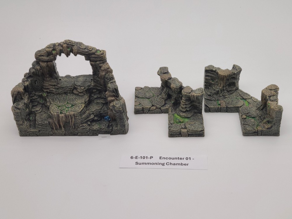 Dwarven Forge Caverns Deep Encounter 1: Summoning Chamber (Painted) VG+/Mint