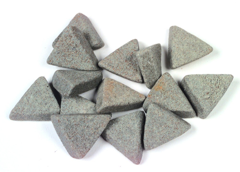 Raytech-41-310 Ceramic Media Triangle 5/16" x 7/8"