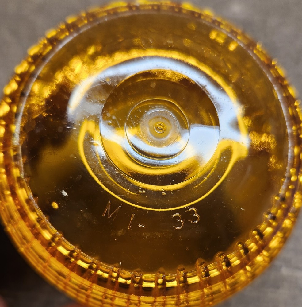 NOS Amber Strobe Light Lens Part Number MI-33