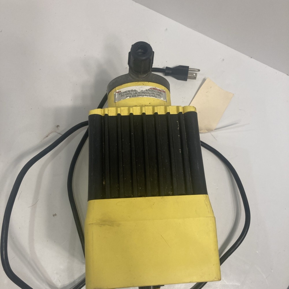 LMI MICROPROCESSOR DOSING PUMP 2.50 GPH 120V 3.50A C911-368NI