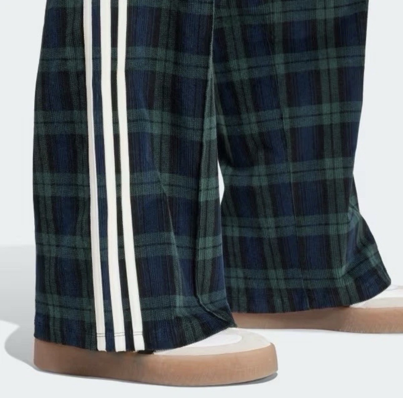 Adidas Originals Tartan Black Watch Plaid Corduroy Wide Leg Track Pant IX7415 M