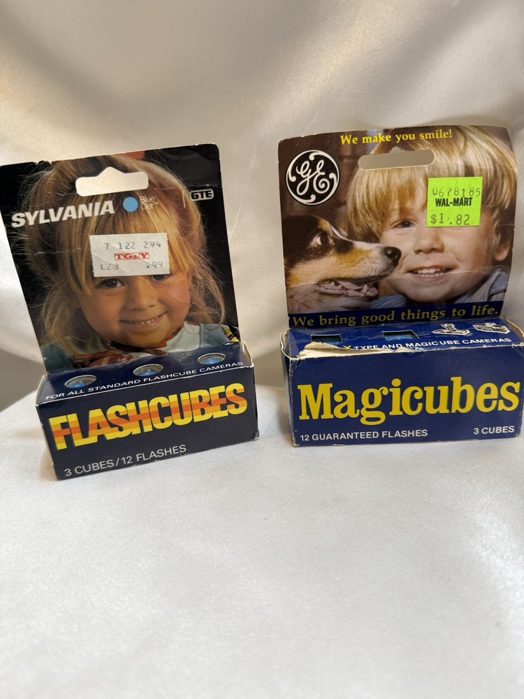 2 Boxes Vintage Camera Flashcubes Magicubes SYLVANIA, GE New/Sealed