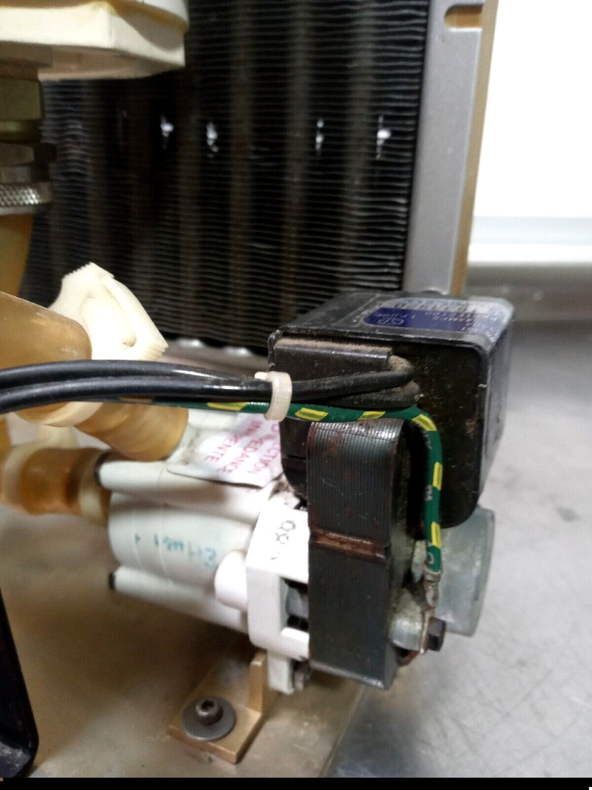 Lytron Liquid-To-Air Heat Exchanger 5210G1 985-260/Works