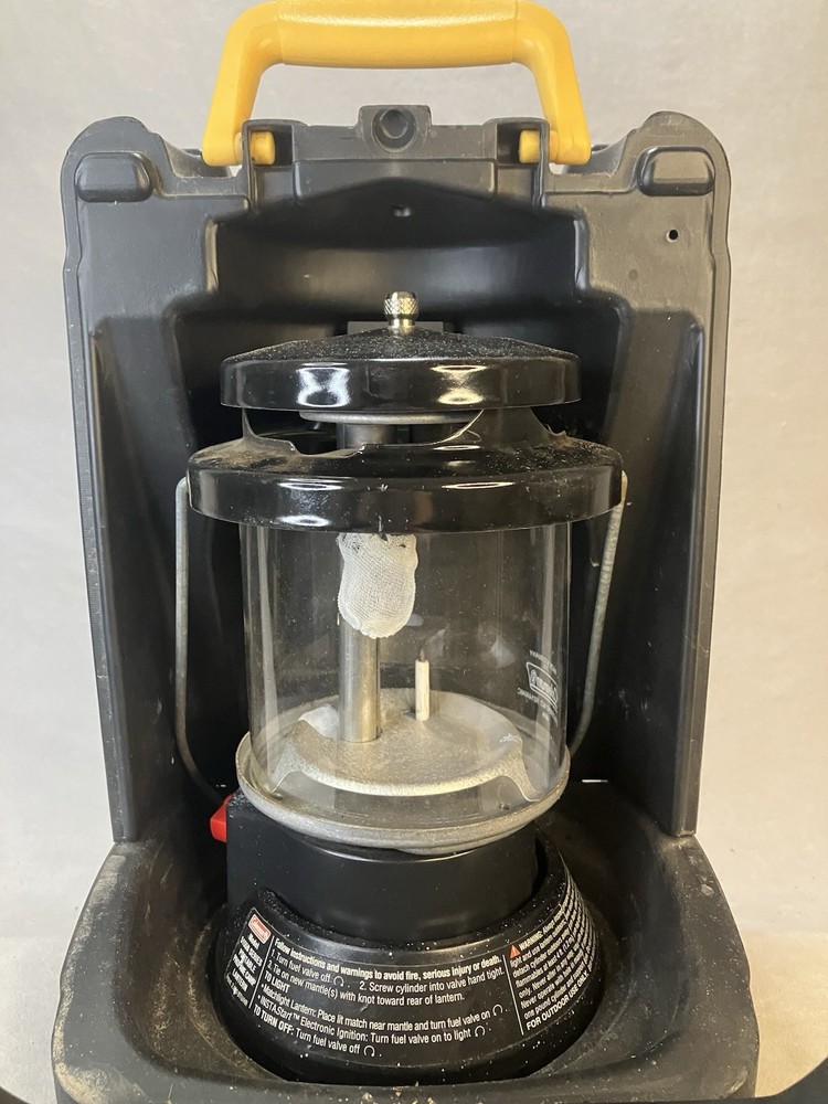 Coleman QuickPack Propane Lantern Plus Case