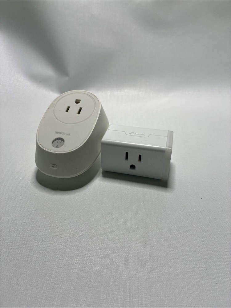 TP-Link Kasa HS103 Smart Wi-Fi Plug & HS110 Plug