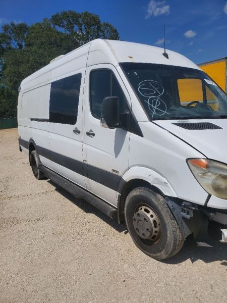 Emission Control Module PN 6429009300 OEM 2011 Sprinter Van 3500