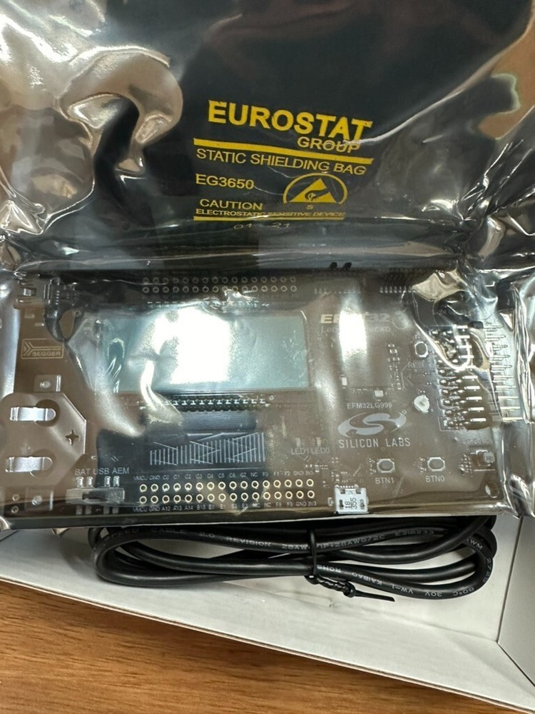 EFM32LG-STK3600 EFM32 L leopard Gecko Starter Kit