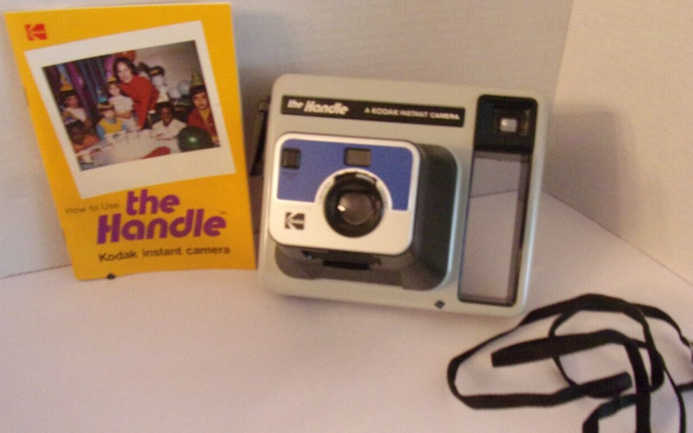 Kodak Instant Camera, The Handle