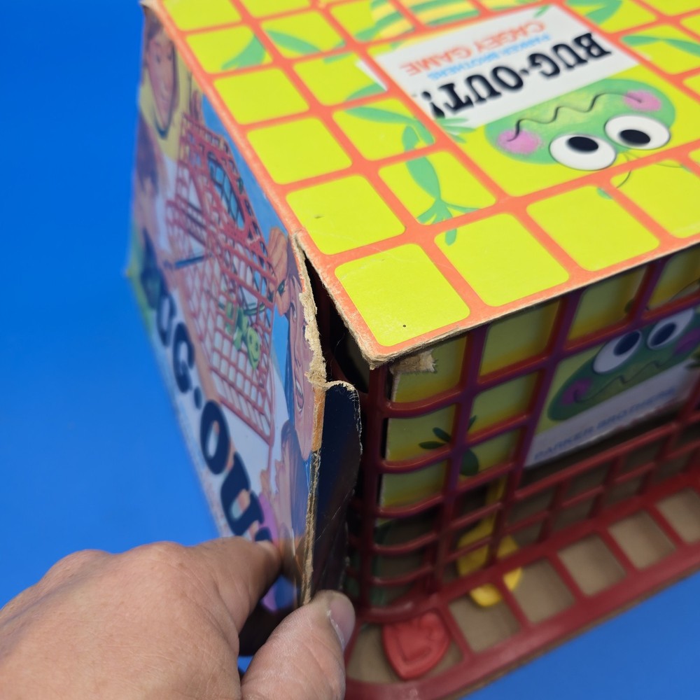 PARKER BROTHERS BUG OUT GAME.