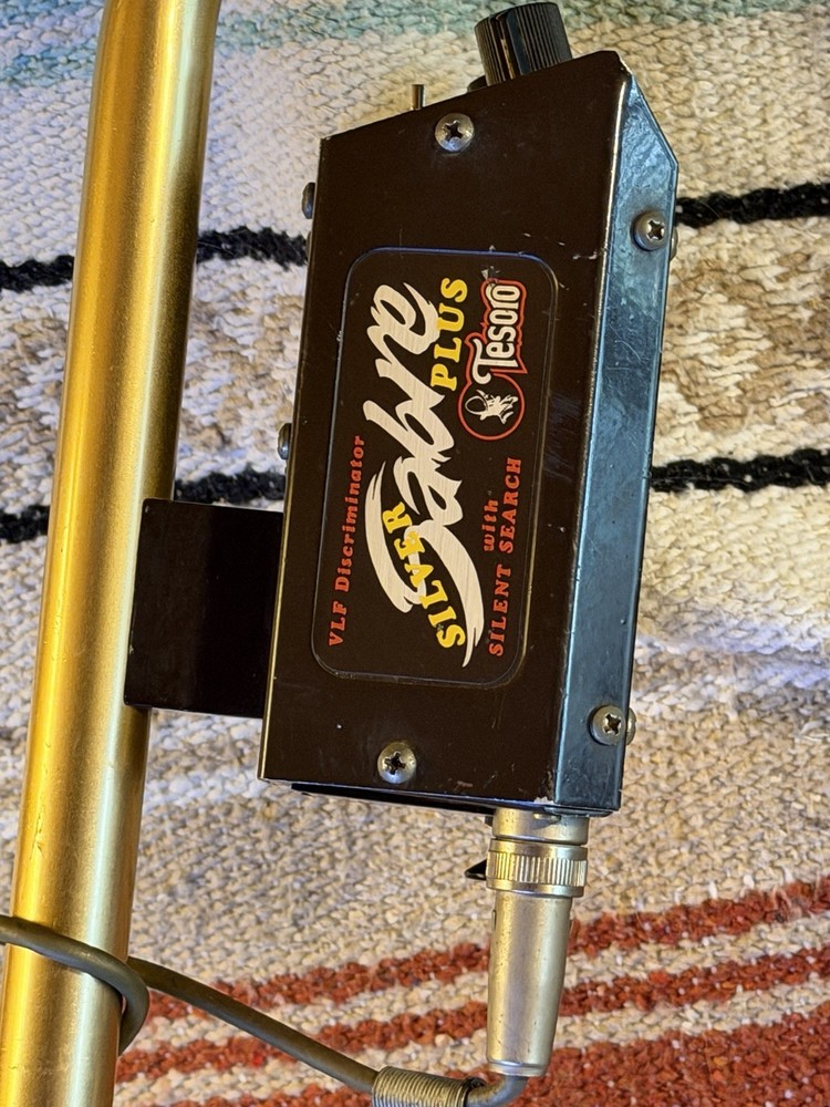 TESORO SILVER SABER PLUS RARE MEDAL DETECTOR DISCARIMINATOR WORKING TESTED