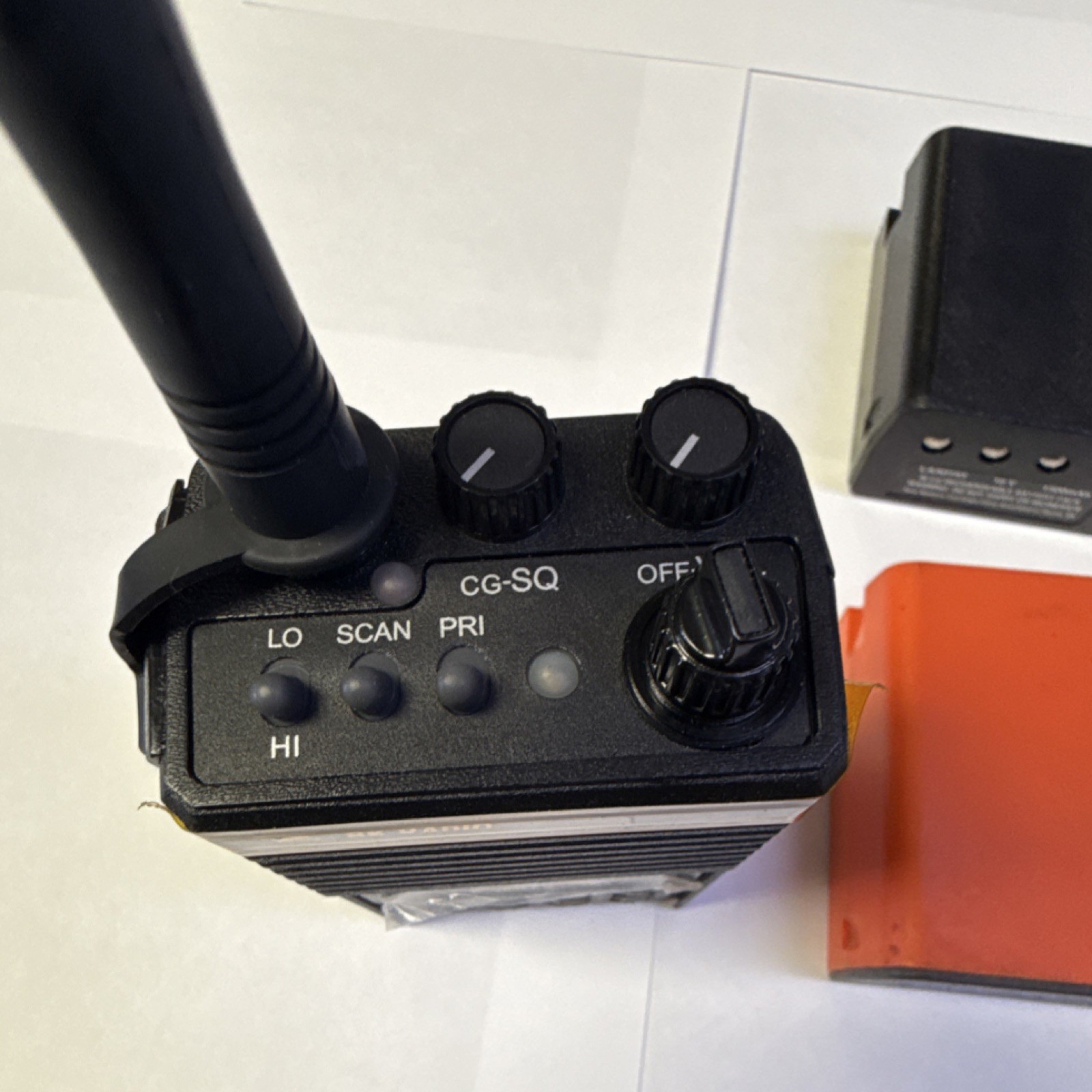 Bendix King BK GPH5102XMCD Radio Black Keypad LCD w/Batteries *Analog Radio