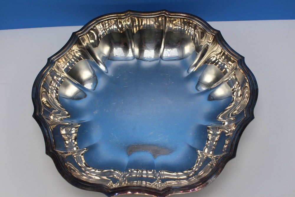 VINTAGE CHIPPENDALE INTERNATIONAL SILVER COMPANY 10" x 2" SILVER CANDY DISH