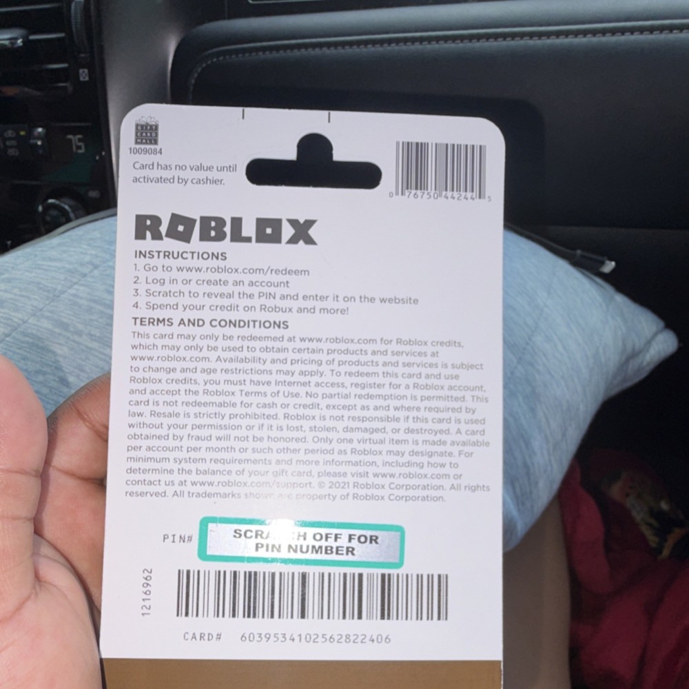 Roblox $50 Game Card Includes Free Virtual Item for PC Android Apple