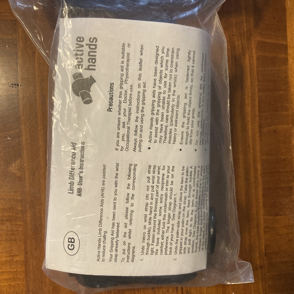 Active Hands Limb Difference Gripping Aid | Standard Size For Right Hand | Black