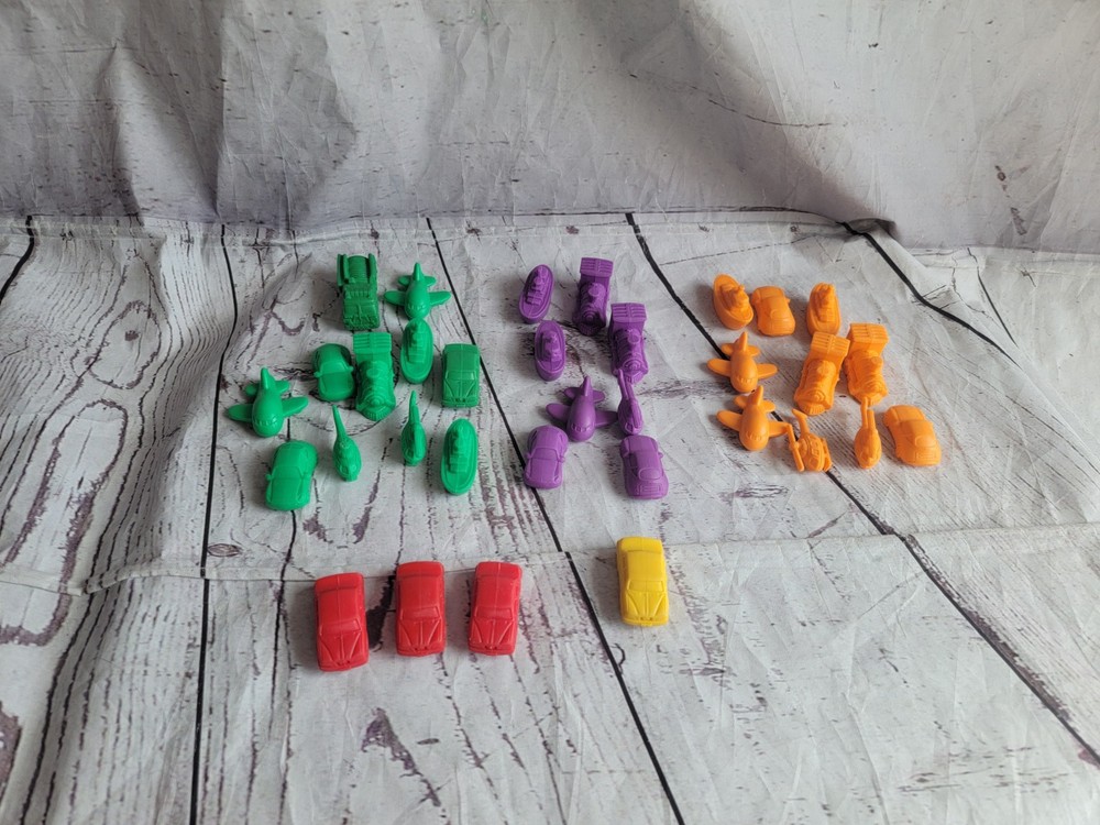 Lakeshore Counters 33 PCs  Set & Insert Excellent Math Sorting LC1668