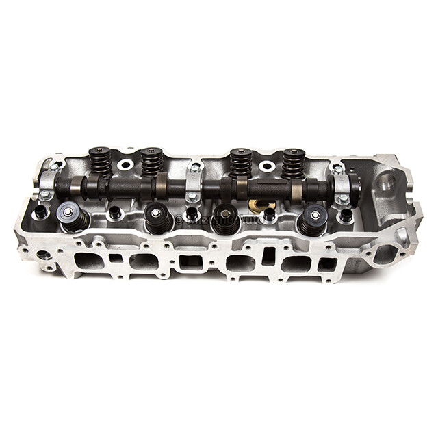 Fit 85-95 2.4 Toyota Pickup 4Runner Celica 2.4 SOHC 22R Complete Cylinder Head