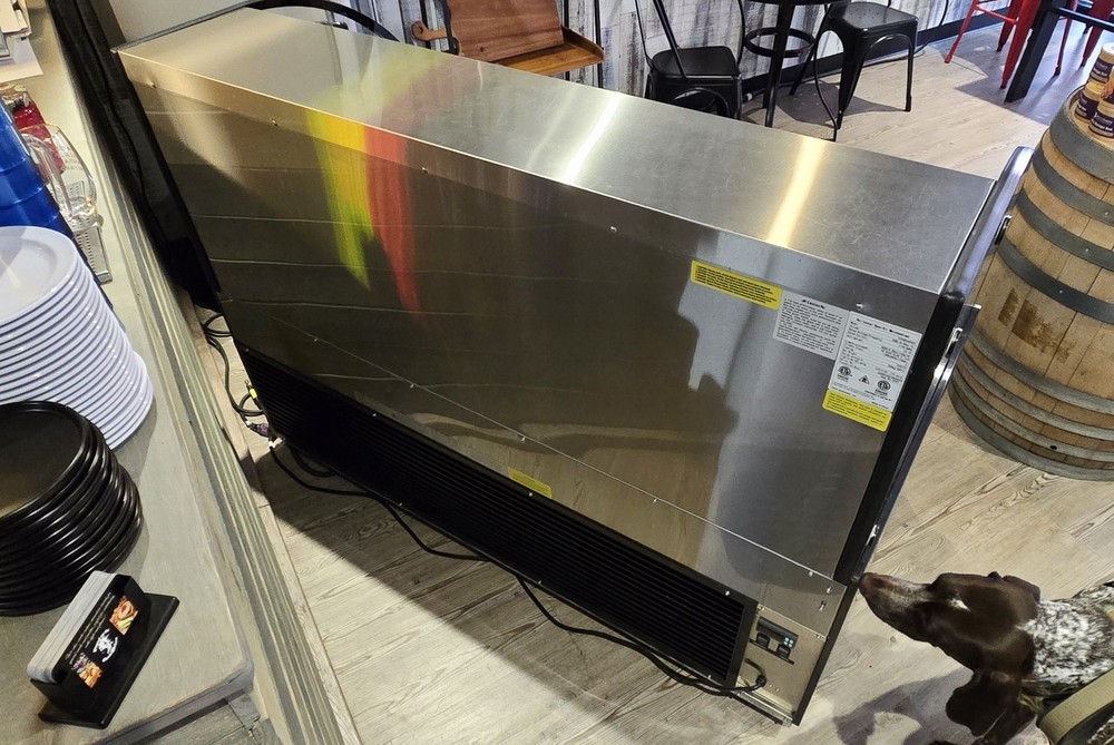 AVANTCO Cooler (Open Air Merchandiser)