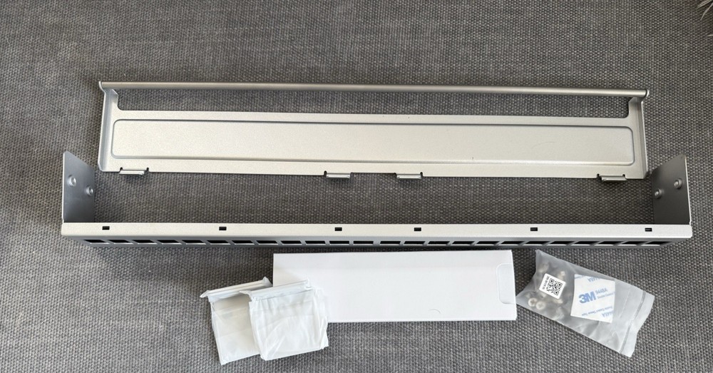 Ubiquiti Unifi Rack Mount Blank Patch Panel 24-Port UACC-RACK-PANEL-PATCH OPEN B