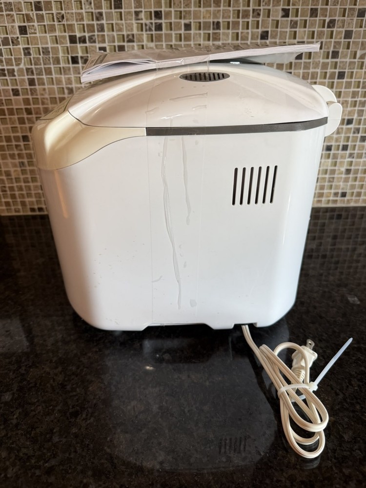 Sunbeam Bread Maker Model Number 5890