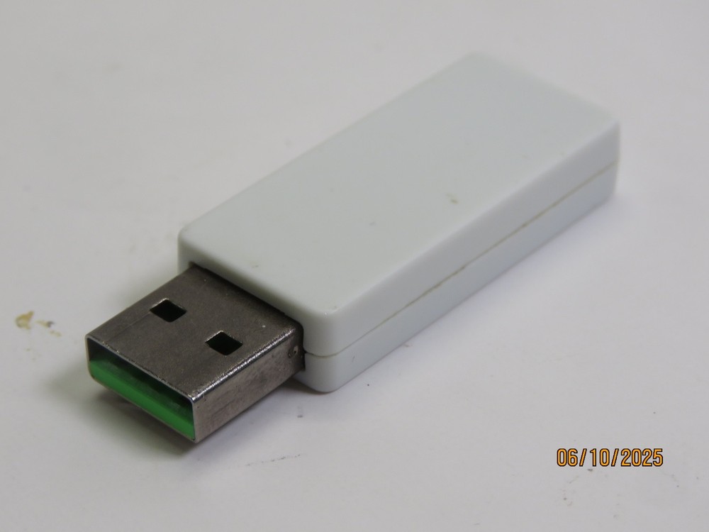 RAZER BLACKSHARK V2 PRO WIRELESS DONGLE