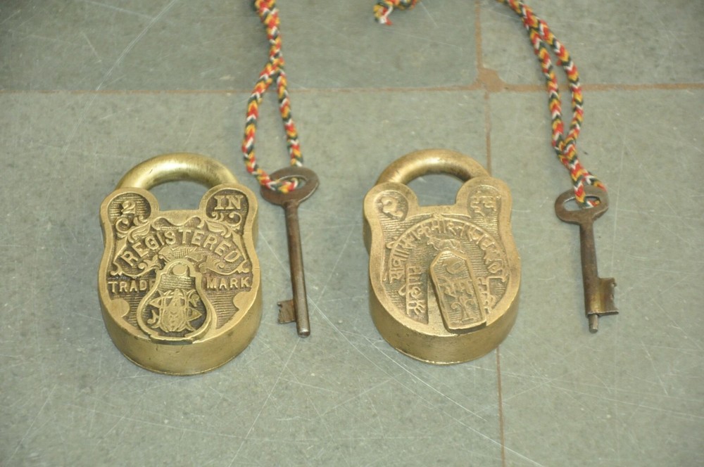 2 Pc Vintage Solid Bird & Lines Engraved Handcrafted Brass Padlocks