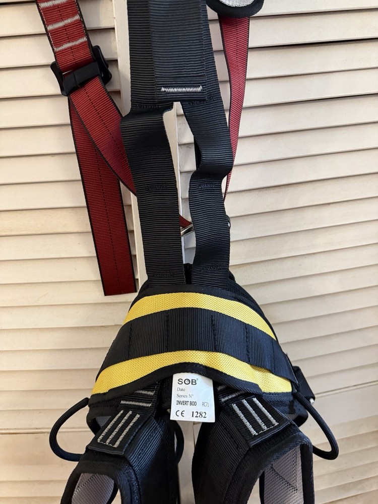 SOB Climbing Harness Invert Bod Never Used