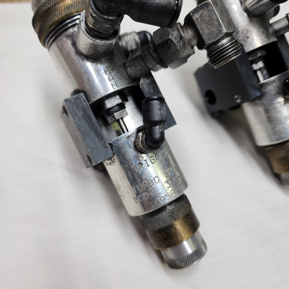 Five Industrial Paint Sprayers, Kremlin, DeVILbiss, Turbo