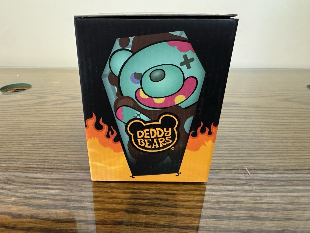 Deddy Bears Zombiebear Mini Snow Globe