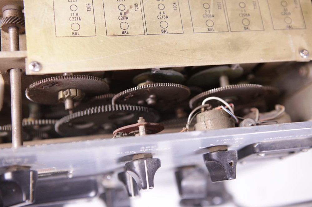 Stewart-Warner R-390a/URR Communication Receiver