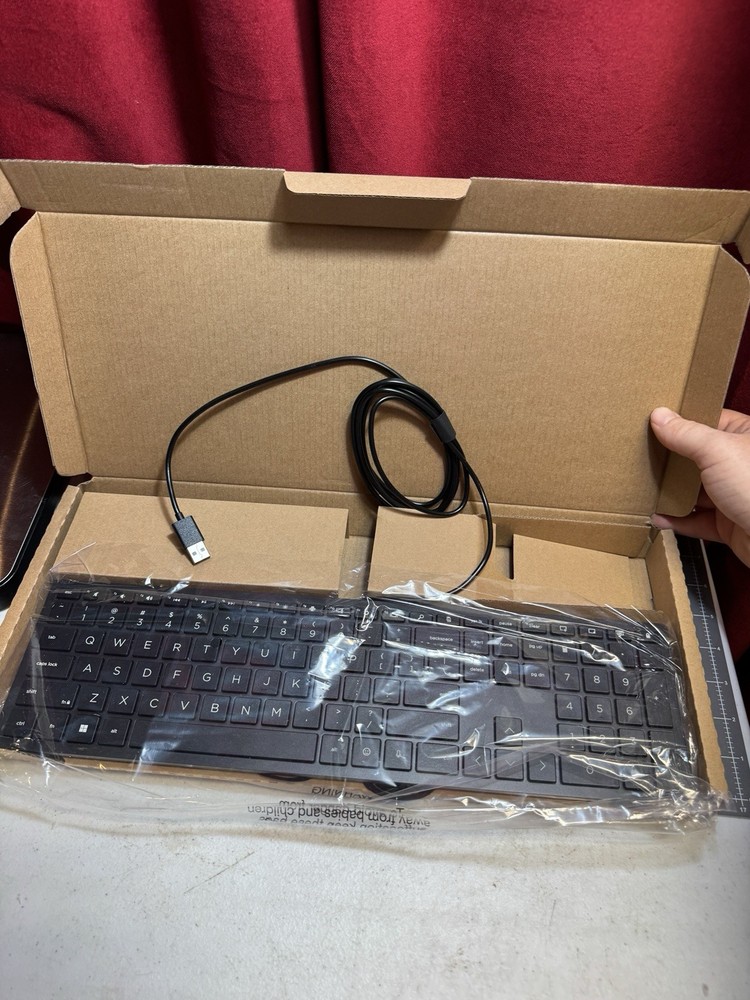HP 310 Black Wired KB MS Combo US Keyboard Only USB-C.