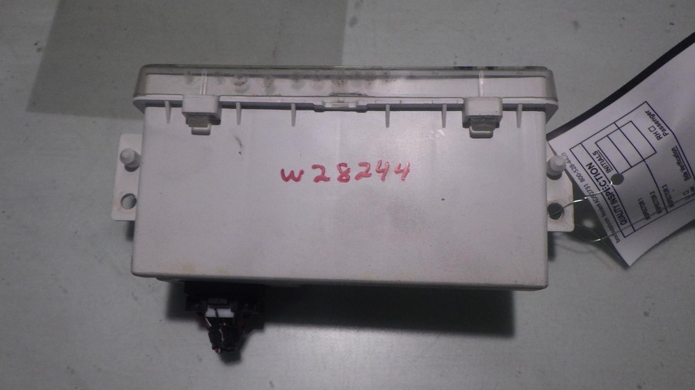 01 MITSUBISHI ECLIPSE Dash Digital Information Clock Bezel MR320626