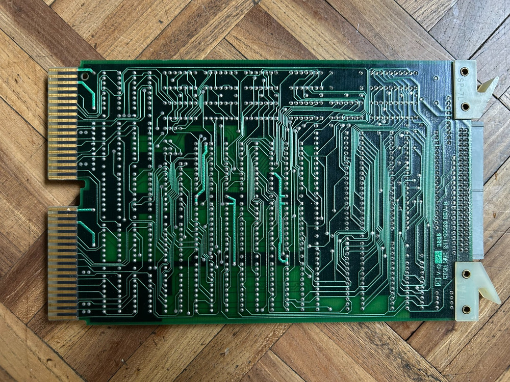 Kevex Card Input Chassis with 7 boards:Digital 5015394-01-D1P2 KDJ11-A Processor