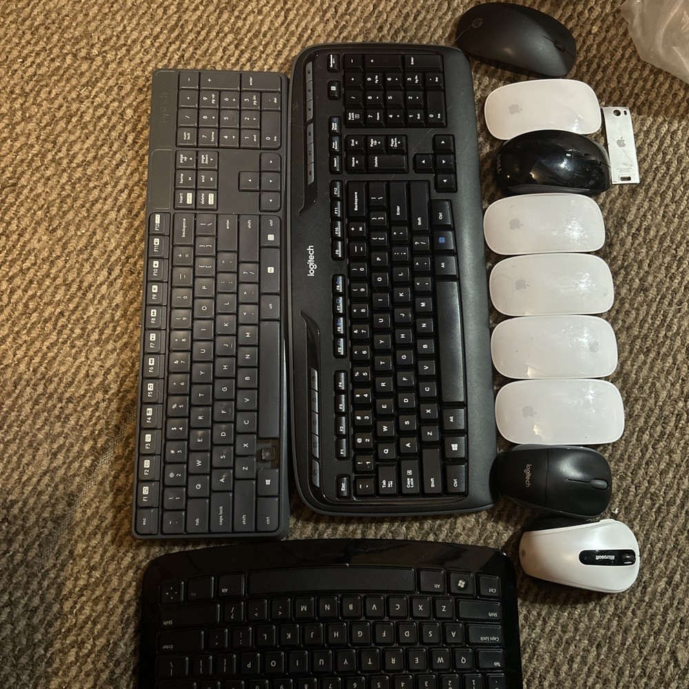 LOT 5 Apple  Mouse  4 different mouse and 3 keyboards