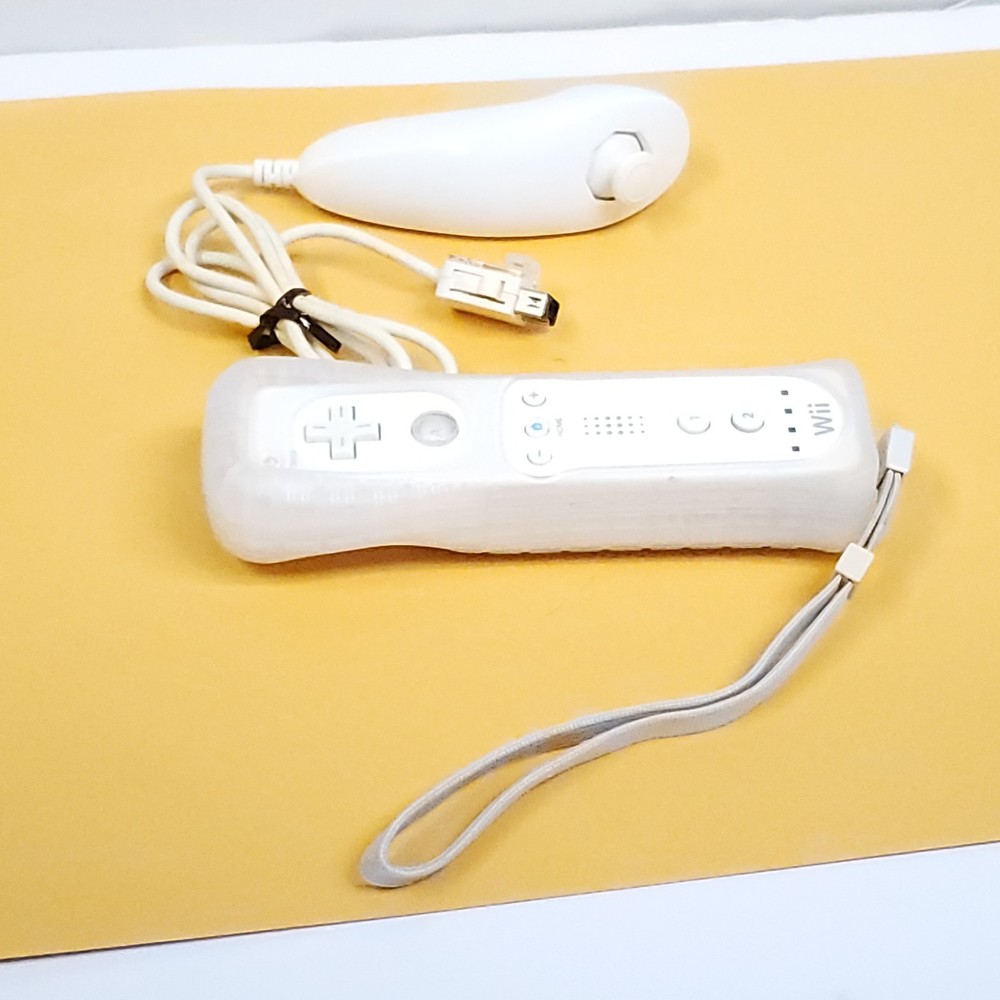Official Nintendo Wii Controller