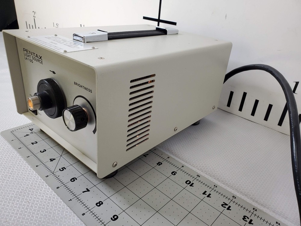 Pentax Lab Light Source LH-150