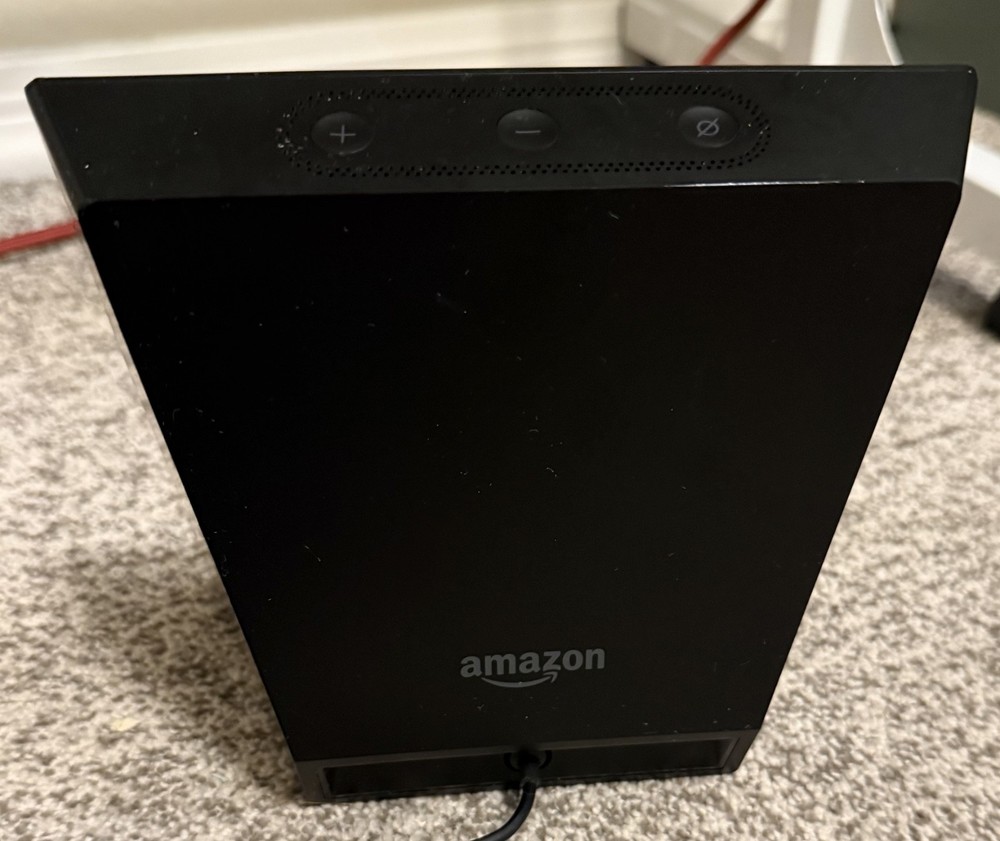 Amazon Echo Show 1st Generation Smart Speaker W/ 7" Display Black MW46WB Tested