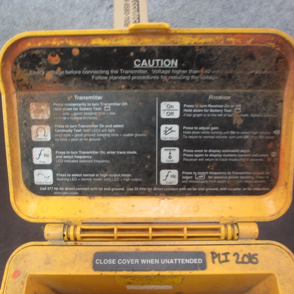 3M Dynatel 2210 Cable Pipe Fault Utility Locator Transmitter