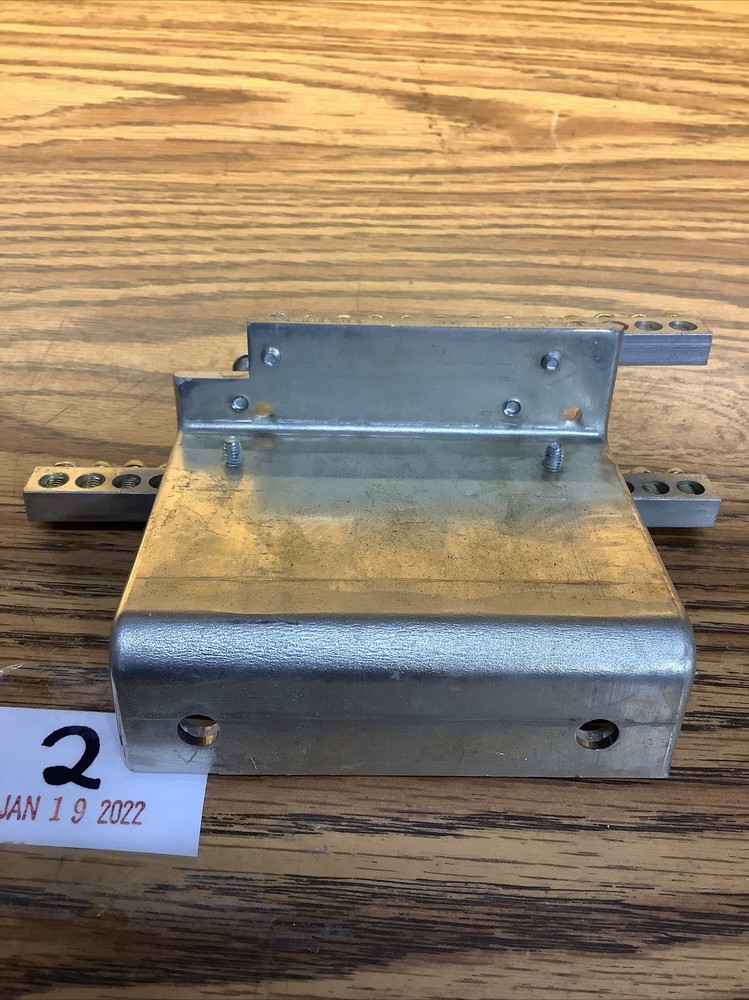 HC2SN SQUARE D Neutral Assembly Series 2 USED