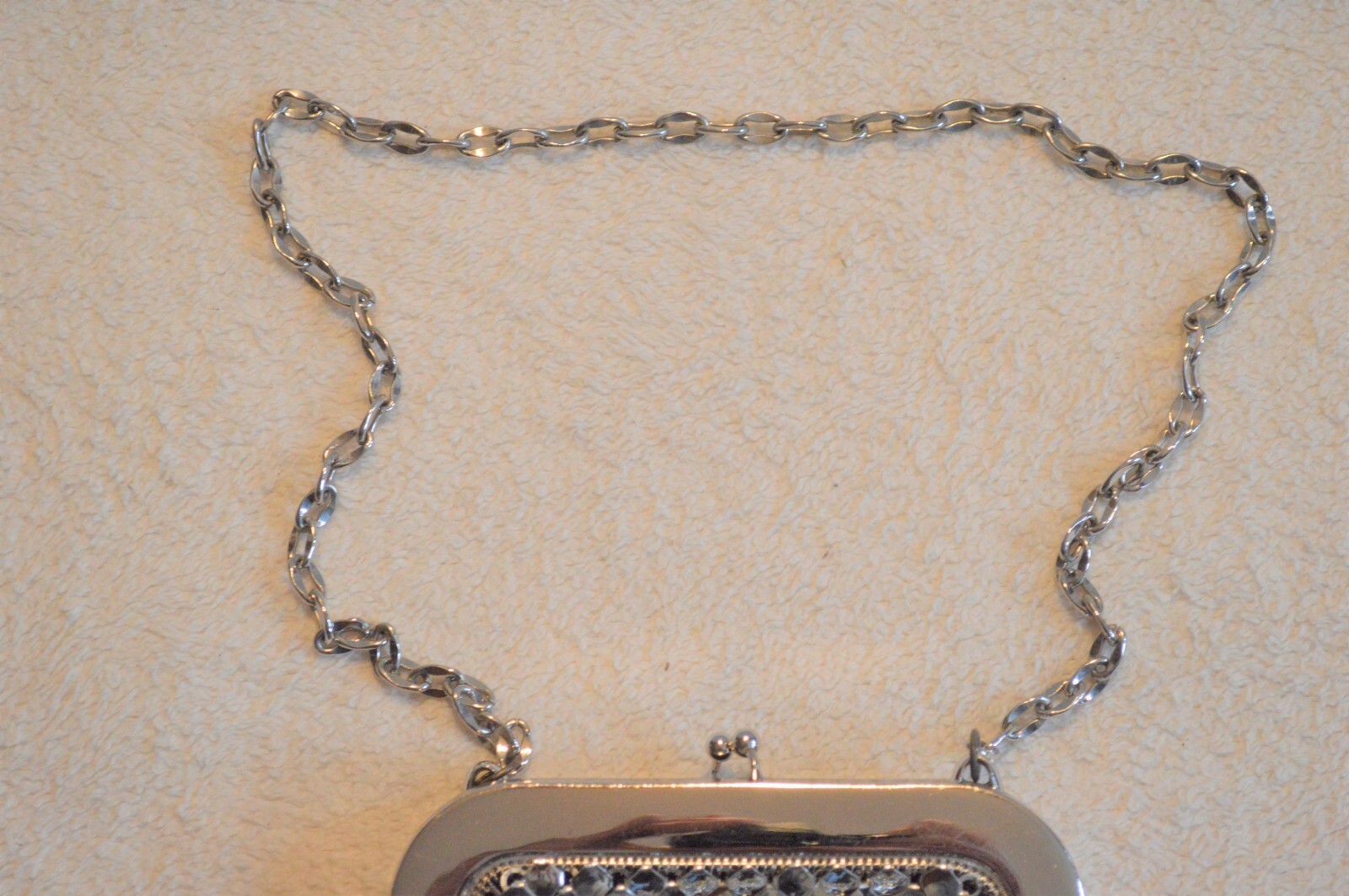 VINTAGE WHITING DAVIS SILVER MESH PURSE MIRROR FINISH
