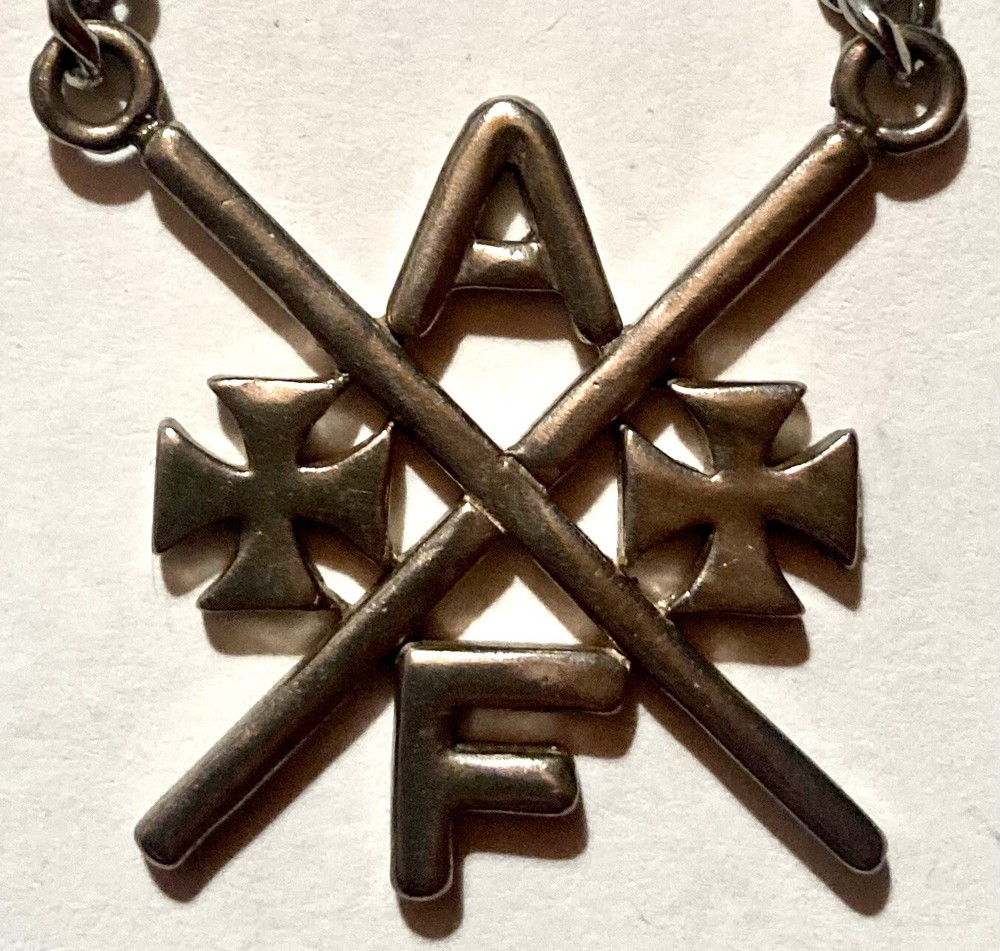 AGNOSTIC FRONT ULTRA RARE VINT 1990S AF CHISEL NECKLACE AND PENDANT NYHC W/CASE