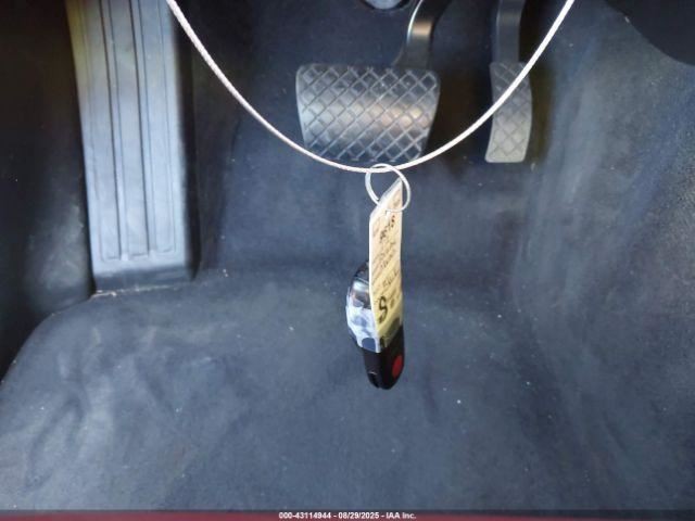 MACAN     2017 Glove Box 4906555