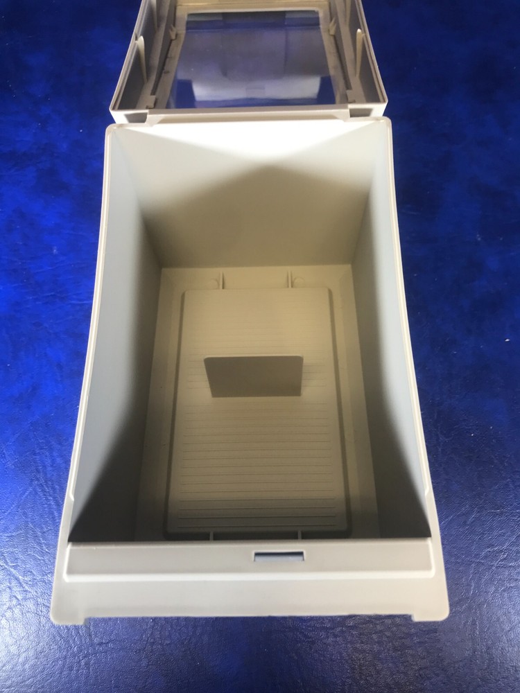 Desktop Storage Box for 3.5 Floppy Discs and Mini CDs