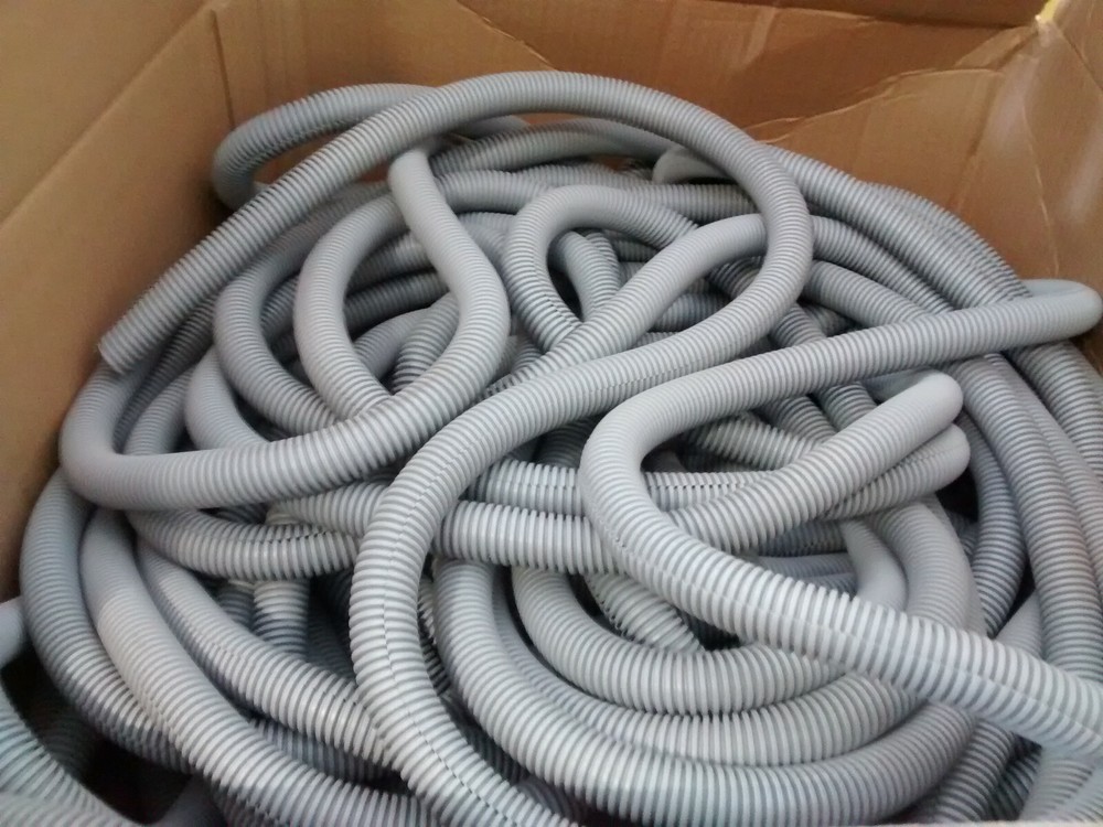 500', Waytek Flame Retardant Loom .75" ID Split Gray Polyethylene for Wire cable